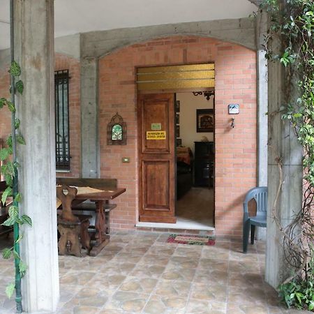 Al Parco Bed and Breakfast Curtatone Buitenkant foto